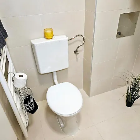 Διαμέρισμα Cozy, New, *